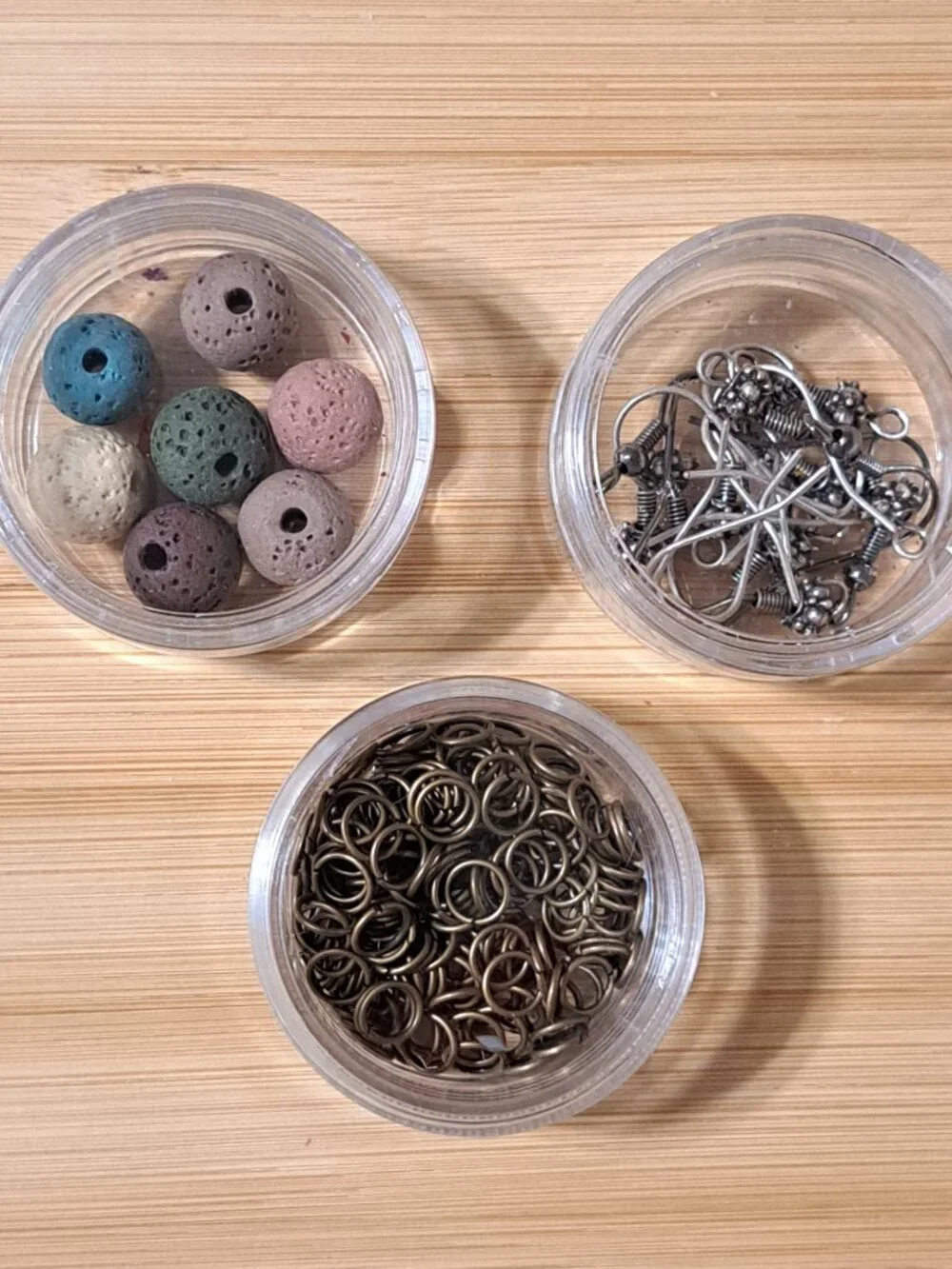Beadsmith Bead Storage Case with 12 Jars
